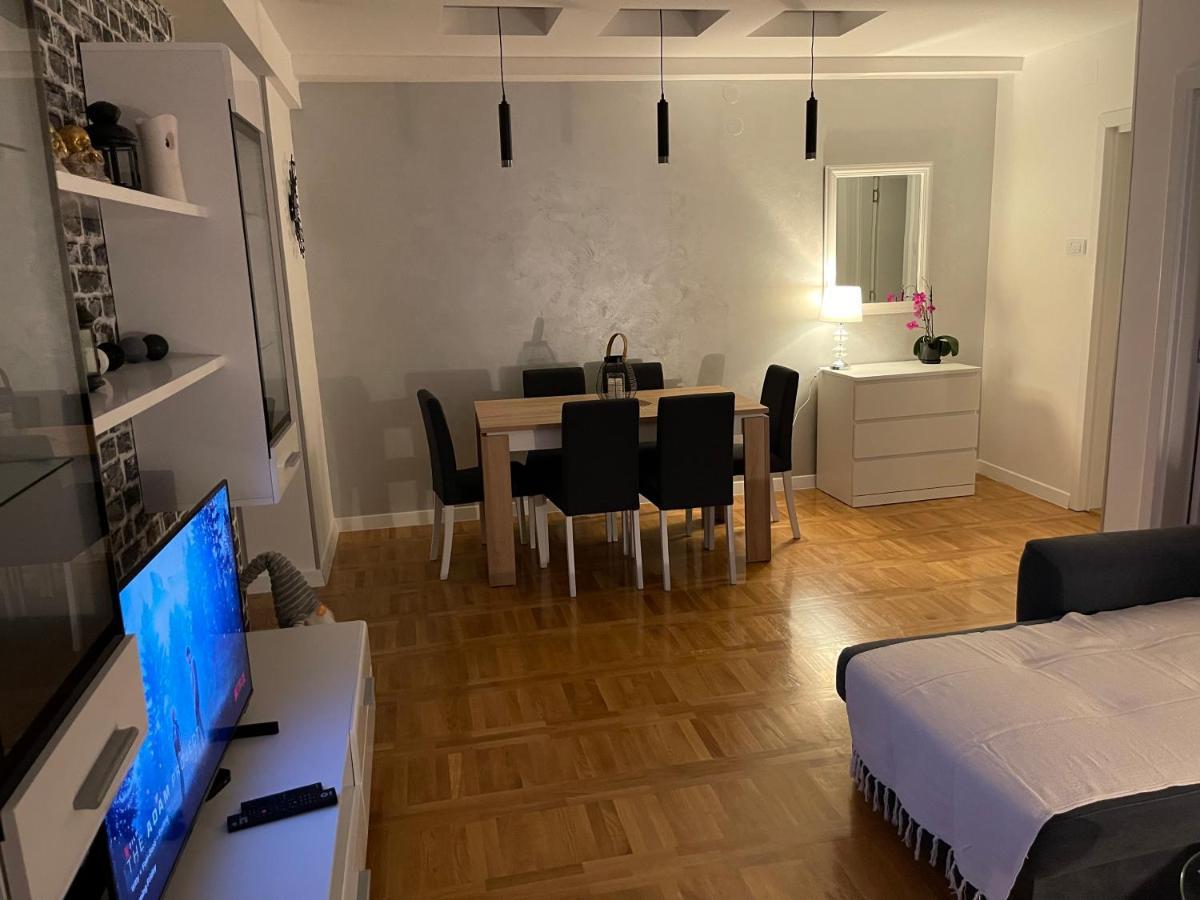 Apartman Mdb ซูโบติกา ภายนอก รูปภาพ